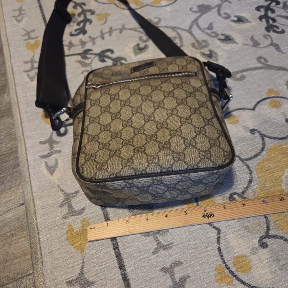 Gucci Vintage Crossbody Bag - Brown Italy Made - Picture 8 of 15